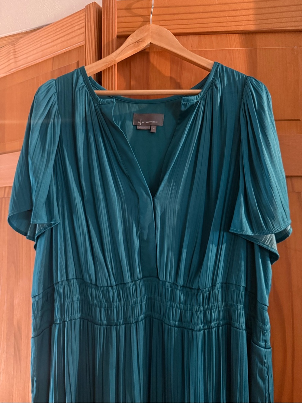 Anthropologie green Pleated V-Neck Dress - Picture 2 of 5